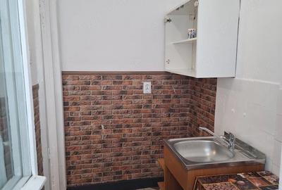 Garsonieră semidecomandată în Craiovei