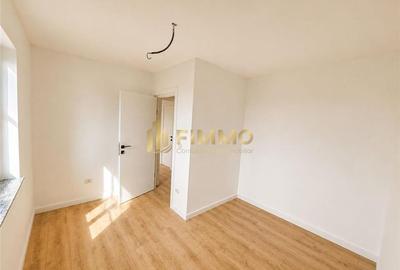 Casă individuală cu 4 camere cu Teren 400 Mp în Ipotești - 8