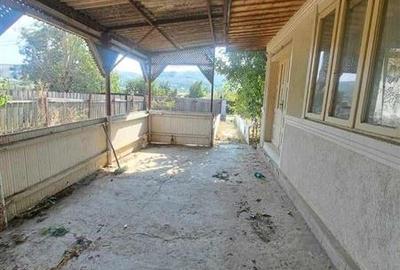 Casă cu 3 camere cu Teren 703 Mp în 9 Mai - 3