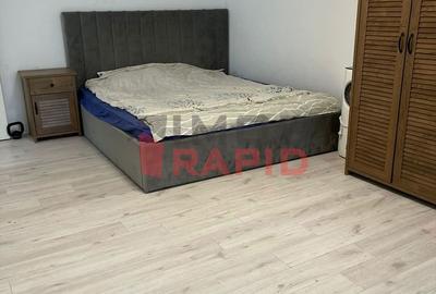 Apartament cu 3 camere decomandat în Central - 1