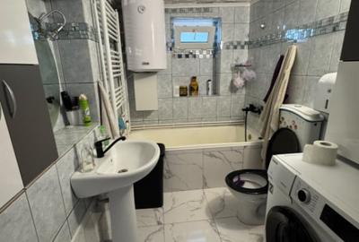 Casă cu 4 camere cu Teren 1160 Mp în Podari
