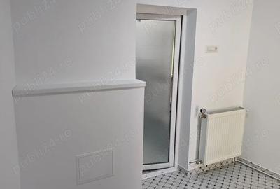 Spațiu comercial, de 105 mp, în Central - 3
