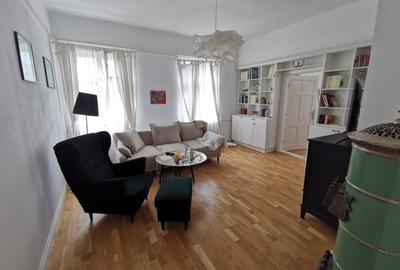 Apartament cu 2 camere semidecomandat în P-ța Unirii - 1