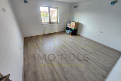 Duplex cu 4 camere cu Teren 475 Mp în Săcălaz - 8