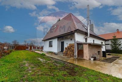 Casă individuală cu 8 camere cu Garaj în Ozun - 45