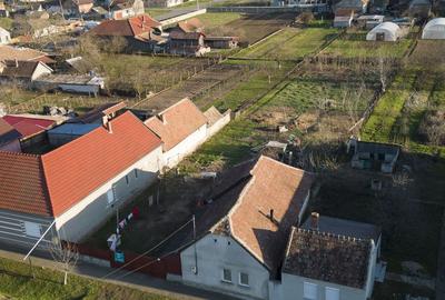 Teren de 1680 mp, în Central - 4