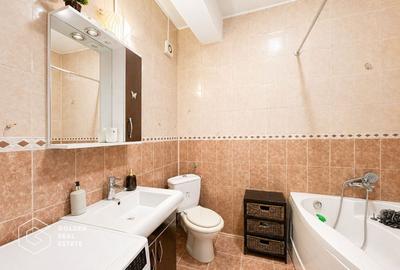 Apartament cu 3 camere decomandat în UTA - 8