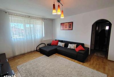 Apartament cu 2 camere în Micro 11