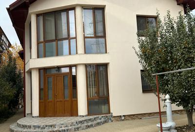 Casă cu 7 camere cu Teren 500 Mp în Chiajna - 3