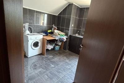 Casă cu 6 camere cu Teren 1000 Mp în Ghiroda - 8