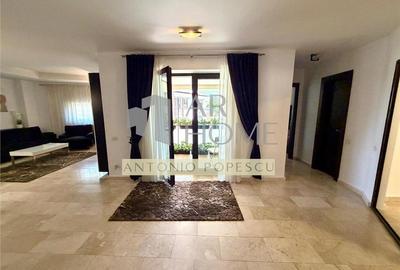 Apartament cu 3 camere decomandat, mobilat în Ultracentral