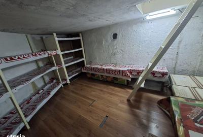 Apartament cu 3 camere decomandat în Anda