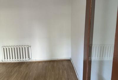 Casă cu 2 camere decomandat în Iris - 13