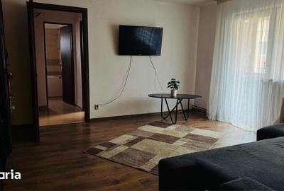 Apartament cu 2 camere semidecomandat în Girocului