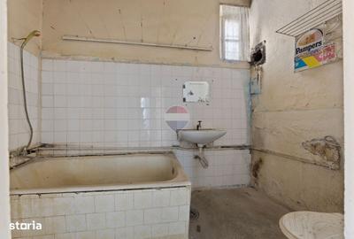 Casă cu 4 camere în Ultracentral