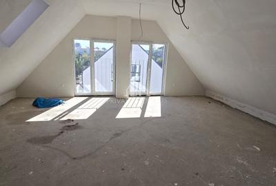 Apartament cu 3 camere decomandat în 7 Noiembrie