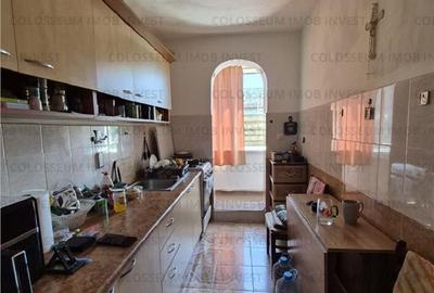Apartament cu 2 camere decomandat în Astra