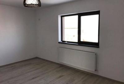 Casă cu 3 camere cu Teren 300 Mp în Glina - 6