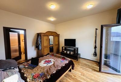Casă cu 5 camere cu Teren 330 Mp în Chiajna