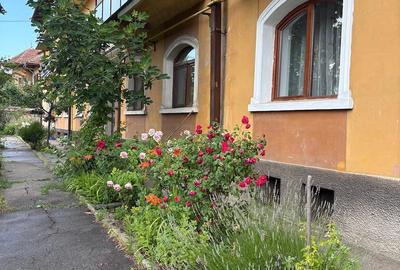 Apartament cu 3 camere decomandat în Central - 1