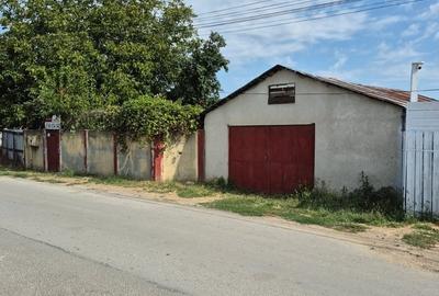 Casă cu 3 camere cu Teren 1065 Mp în Domnești