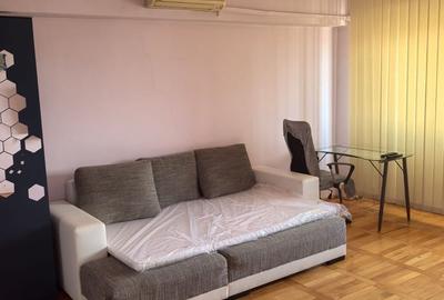 Apartament cu 2 camere decomandat în Spitalul Județean - 3