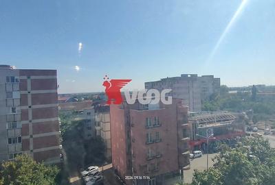 Apartament cu 3 camere semidecomandat în Central