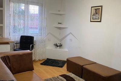 Apartament cu 2 camere nedecomandat în Podu Roș