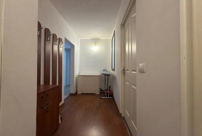 Apartament cu 4 camere decomandat în Răcădău - 4