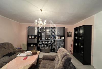 Casă individuală cu 5 camere cu Teren 465 Mp în Mehala