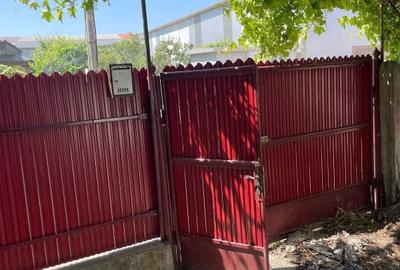 Casă cu 3 camere în Ultracentral