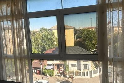 Garsonieră decomandată în Sărari
