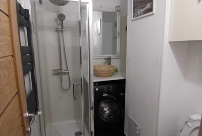 Garsonieră decomandată în Central - 1