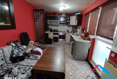 Apartament cu 3 camere semidecomandat în Bistrița Lac