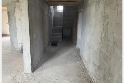 Casă cu Teren 450 Mp în Central - 5