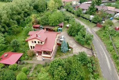 Casă cu 6 camere cu Teren 8800 Mp în Gura Văii - 6