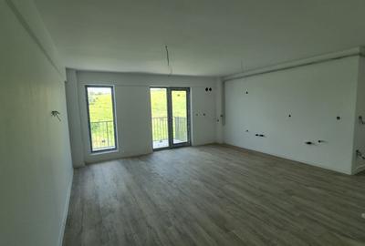 Apartament cu 3 camere semidecomandat în Bucium - 1