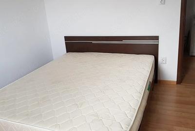 Garsonieră decomandată în Tei