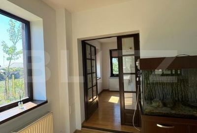 Casă cu 6 camere cu Teren 1654 Mp în Aninoasa - 11