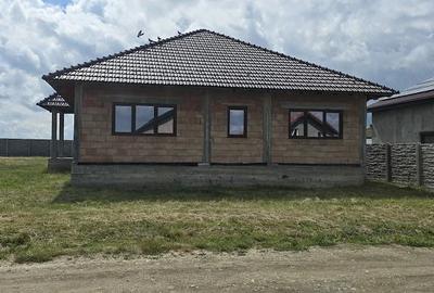 Casă cu Teren 724 Mp în Central - 9