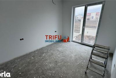 Casă cu 4 camere cu Teren 387 Mp în Central - 1
