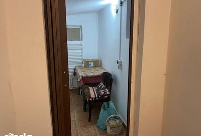 Apartament cu 3 camere în Munteni