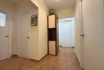Apartament cu 3 camere decomandat în Tineretului - 6