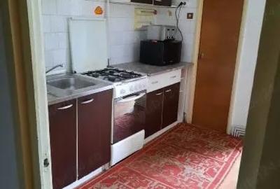 Apartament cu 2 camere decomandat în Centrul Civic