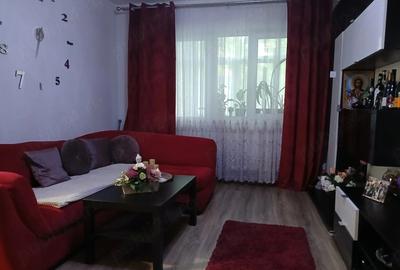 Apartament cu 3 camere semidecomandat în Donici - 9