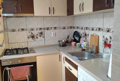 Apartament cu 3 camere semidecomandat în Central - 3