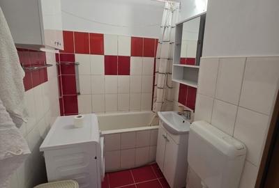 Garsonieră semidecomandată în Titan