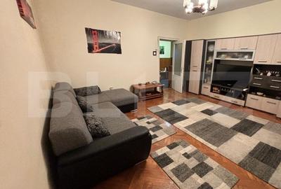 Apartament cu 3 camere decomandat, mobilat în Central