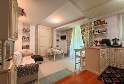 Casă individuală cu 9 camere cu Teren 400 Mp în Central - 1
