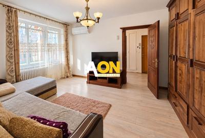 Apartament cu 2 camere semidecomandat, mobilat în Central